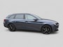 SEAT Leon Sportstourer 1.0 eTSI Style Business Intense - Digitaal dashboard - Navi - Camera - CarPlay - Cruise