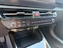 Kia Niro EV Light Advanced 64.8 kWh | Stoel/Stuurwielverwarming | Navigatie | Climate Control | SOH 99%