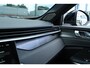 Lynk & Co 01 1.5 | Donkere Hemelbekleding | Panoramadak | 360° Camera | Elektrische bestuurdersstoel met geheugen | Stoelverwarming | Stuurverwarming | Actieve bochtverlichting | Adaptieve Cruise Control | Stuurassistent | Lane Assist | Navigatie | Elektrische Achterklep | Keyless Entry | Dodehoekassistent