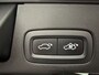 Volvo XC60 2.0 T8 PHEV AWD Long Range Ultra Dark Exec. Ed. Luchtvering/ Trekhaak 2250kg/ HUD/ 360 Camera/ Stoelverw + Koeling