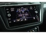 Volkswagen Tiguan 1.4 TSI ACT 150pk DSG 2x R-Line Trekhaak Camera Dynaudio Panoramadak Virtual Cockpit Stoelverwarming Keyless Navigatie
