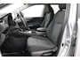 Toyota RAV4 2.5 Hybrid AWD Dynamic | Trekhaak | Navigatie | Stoelverwarming | Parkeersensoren voor/achter | Adaptive Cruise | 17 inch