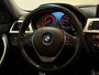BMW 3-Serie 320i High Executive (GROOT NAVI, H&K AUDIO, STOELVERWARMING, CRUISE)