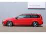 Volvo V70 T4 Automaat Dynamic Edition | Adaptieve Cruise Control | Harman/Kardon audio | Standkachel | Dodehoek detectie | Stoelverwarming | Stuurwiel verwarming | Bestuurdersstoel met geheugenfunctie | Afneembare trekhaak