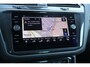 Volkswagen Tiguan 1.5 TSI 150pk DSG Comfortline R-Line | Trekhaak | Head-up | Navigatie | Camera | Stoel en stuurverwarming
