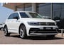 Volkswagen Tiguan 1.5 TSI 150pk DSG Comfortline R-Line | Trekhaak | Head-up | Navigatie | Camera | Stoel en stuurverwarming
