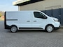 Nissan Primastar 2.0 dCi L1H1 / Airco / Apple&Android Carplay / Trekhaak / Betimmering / Cruise Control / Sensoren achter / Bluetooth / DAB / 3 zitplaatsen