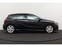 Mercedes-Benz A-klasse 180 123 PK Aut. AMG H-Leder/Sportstoelen Climate