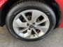 Renault Clio Estate 0.9 TCe Limited Trekhaak Navigatie Parkeersensoren Cruise Control Airco Lichtmetalen Velgen NL Auto APK 06/2027 All Season Banden