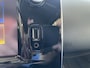 Renault Clio Estate 0.9 TCe Limited Trekhaak Navigatie Parkeersensoren Cruise Control Airco Lichtmetalen Velgen NL Auto APK 06/2027 All Season Banden