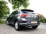 Volkswagen T-Roc 1.0 TSI Style 2e-Eig. & Keurig-Onderh. BOVAG-Garantie. NL-Auto.