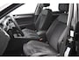 Volkswagen Passat Variant 1.5 TSI 150 PK Automaat R-Line Elegance, Trekhaak, Matrix-LED, Carplay