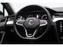Volkswagen Passat Variant 1.5 TSI 150 PK Automaat R-Line Elegance, Trekhaak, Matrix-LED, Carplay