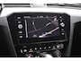 Volkswagen Passat Variant 1.5 TSI 150 PK Automaat R-Line Elegance, Trekhaak, Matrix-LED, Carplay