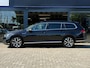 Volkswagen Passat Variant 1.5 eHybrid Business Alcantara | SOH 95% | Massage | Adaptive Cruise | GTE | 12 MND Garantie | Afleverbeurt |