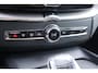 Volvo XC60 2.0 T6 350pk Plug-in hybrid AWD Inscription | SoH 98% | Trekhaak | Leder | Panoramadak | Camera