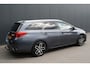 Toyota Auris Touring Sports 1.8 Hybrid Lease - NAVIGATIE - CAMERA - PANORAMADAK - PDC