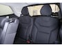 Volvo EX90 Performance Ultra 7p. 111 kWh - Luchtvering - Panoramadak - IntelliSafe Assist & Surround - 360º Camera - Bose Audio - Verwarmde voorstoelen, stuur & achterbank - Parkeersensoren voor & achter - Head up display - Draadloze tel. lader - Extra getint glas - Inklapbare trekhaak - 22' LMV