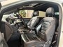 Volkswagen Golf 2.0 TSI GTI panoramadak | navigatie | leer
