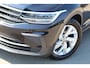 Volkswagen Tiguan 1.5 TSI Life Business | Trekhaak | Stoelverwarming