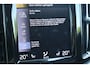 Volvo XC60 2.0 B5 AWD R-Design | HUD | Harman/Kardon | Panoramadak | 360* Camera | ACC |