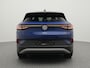 Volkswagen ID.4 Pro 77 kWh 210 kW Pro 286 PK | LED Matrix IQ | Elek. achterklep | Stuur- & Stoelverwarming | Navigatie | 360 camera | Side Assist | Massage