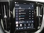 Volvo XC60 T8 455PK Ultra Black Edition | Luchtvering | B&W audio | Contourstoelen | Trekhaak | Priv glas