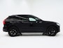 Volvo XC60 T8 455PK Ultra Black Edition | Luchtvering | B&W audio | Contourstoelen | Trekhaak | Priv glas