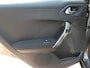 Peugeot 2008 1.2 PureTech Allure Clima, Navi, Camera, Panodak, Trekhaak