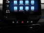 Volkswagen ID.3 First 58 kWh Navigatie Apple Carplay/Android Auto Adaptive Cruise Control Parkeersensoren Stoel- en stuurverwarming Lichtmetalen velgen Climate Control