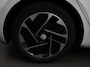 Volkswagen ID.3 First 58 kWh Navigatie Apple Carplay/Android Auto Adaptive Cruise Control Parkeersensoren Stoel- en stuurverwarming Lichtmetalen velgen Climate Control