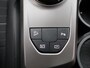 Kia Sportage 1.6 T-GDi Hybrid DynamicPlusLine | Navigatie | Climate Control | Camera | Parkeersensoren | LED | Schuif/kanteldak | € 4.000,- Voorraad Korting |