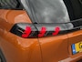 Peugeot 2008 1.2 PureTech GT Carplay | Vol leder | Schuif-kantel dak | Stoelverwarming | Adaptive cruise | Start stop | Focal geluidssysteem | Dode hoek | Achteruitrijcamera |