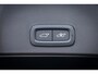 Volvo EX40 Single Motor Plus Europa 70 kWh | Harman Kardon Audio | BLIS | Adaptieve Cruise Control | Stoelverwarming Voor & Achter | Stuurverwarming | Warmtepomp | Parkeersensoren Voor en Achter |