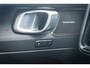 Volvo EX40 Single Motor Plus Europa 70 kWh | Harman Kardon Audio | BLIS | Adaptieve Cruise Control | Stoelverwarming Voor & Achter | Stuurverwarming | Warmtepomp | Parkeersensoren Voor en Achter |
