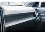 Volvo EX40 Single Motor Plus Europa 70 kWh | Harman Kardon Audio | BLIS | Adaptieve Cruise Control | Stoelverwarming Voor & Achter | Stuurverwarming | Warmtepomp | Parkeersensoren Voor en Achter |