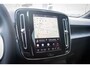 Volvo EX40 Single Motor Plus Europa 70 kWh | Harman Kardon Audio | BLIS | Adaptieve Cruise Control | Stoelverwarming Voor & Achter | Stuurverwarming | Warmtepomp | Parkeersensoren Voor en Achter |
