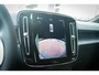 Volvo EX40 Single Motor Plus Europa 70 kWh | Harman Kardon Audio | BLIS | Adaptieve Cruise Control | Stoelverwarming Voor & Achter | Stuurverwarming | Warmtepomp | Parkeersensoren Voor en Achter |