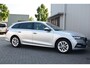Skoda Octavia Combi 1.5 e-TSI Business Edition Plus Pano/dak Led Trekhaak/Elektrisch