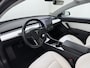 Tesla Model 3 Long Range AWD 75kWh 463PK Full Self Driving Ivoor Interieur All-Season banden Privacy Glas Premium Audio Panoramadak Navi Camera's Ecc Adap.Cruise Lmv Leder Memory Elek.Stoelen Achterbank+Stoelverwarming Keyless Wifi Origineel Nederlandse Particuliere Auto Fabrieksgarantie op Accu en motor tot 25-3-2027/192.000KM