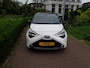 Toyota Aygo 1.0 VVT-i 72pk 5D x-clusiv Edition Blackwheels bij Toyota specialist.