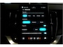 Volvo XC90 2.0 T8 AWD 335kW/456pk Aut8 Recharge Ultra Bright 7P LUCHTVERING + BOWERS&WILKINS + EL. TREKHAAK + ADAPT.CRUISE + PANORAMADAK + HEAD-UP + STOEL-&STUURVERWARMING + LEDEREN DASHBOARD + 360 CAMERA + STOELVENTILATIE + ACHTERBANKVERWARMING + 21" LM-VELGEN!!