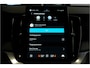 Volvo XC90 2.0 T8 AWD 335kW/456pk Aut8 Recharge Ultra Bright 7P LUCHTVERING + BOWERS&WILKINS + EL. TREKHAAK + ADAPT.CRUISE + PANORAMADAK + HEAD-UP + STOEL-&STUURVERWARMING + LEDEREN DASHBOARD + 360 CAMERA + STOELVENTILATIE + ACHTERBANKVERWARMING + 21" LM-VELGEN!!