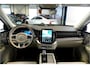 Volvo XC90 2.0 T8 AWD 335kW/456pk Aut8 Recharge Ultra Bright 7P LUCHTVERING + BOWERS&WILKINS + EL. TREKHAAK + ADAPT.CRUISE + PANORAMADAK + HEAD-UP + STOEL-&STUURVERWARMING + LEDEREN DASHBOARD + 360 CAMERA + STOELVENTILATIE + ACHTERBANKVERWARMING + 21" LM-VELGEN!!