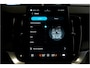 Volvo XC90 2.0 T8 AWD 335kW/456pk Aut8 Recharge Ultra Bright 7P LUCHTVERING + BOWERS&WILKINS + EL. TREKHAAK + ADAPT.CRUISE + PANORAMADAK + HEAD-UP + STOEL-&STUURVERWARMING + LEDEREN DASHBOARD + 360 CAMERA + STOELVENTILATIE + ACHTERBANKVERWARMING + 21" LM-VELGEN!!