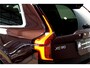 Volvo XC90 2.0 T8 AWD 335kW/456pk Aut8 Recharge Ultra Bright 7P LUCHTVERING + BOWERS&WILKINS + EL. TREKHAAK + ADAPT.CRUISE + PANORAMADAK + HEAD-UP + STOEL-&STUURVERWARMING + LEDEREN DASHBOARD + 360 CAMERA + STOELVENTILATIE + ACHTERBANKVERWARMING + 21" LM-VELGEN!!