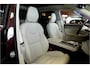 Volvo XC90 2.0 T8 AWD 335kW/456pk Aut8 Recharge Ultra Bright 7P LUCHTVERING + BOWERS&WILKINS + EL. TREKHAAK + ADAPT.CRUISE + PANORAMADAK + HEAD-UP + STOEL-&STUURVERWARMING + LEDEREN DASHBOARD + 360 CAMERA + STOELVENTILATIE + ACHTERBANKVERWARMING + 21" LM-VELGEN!!