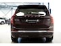 Volvo XC90 2.0 T8 AWD 335kW/456pk Aut8 Recharge Ultra Bright 7P LUCHTVERING + BOWERS&WILKINS + EL. TREKHAAK + ADAPT.CRUISE + PANORAMADAK + HEAD-UP + STOEL-&STUURVERWARMING + LEDEREN DASHBOARD + 360 CAMERA + STOELVENTILATIE + ACHTERBANKVERWARMING + 21" LM-VELGEN!!
