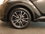 Toyota C-HR / C-HR+ 1.2 Dynamic - ORIGINEEL NEDERLANDSE AUTO - ADAPTIEVE CRUISE CONTROL - VOOSTOELEN VERWARMD - 18 INCH LICHT METALEN VELGEN - NAVIGATIE - KEYLESS ENTRY/ START - CLIMATE CONTROL - LICHT EN REGENSENSOR