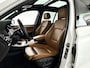 BMW X3 xDrive28i High Executive | Panoramadak | Parkeercamera | Stoel- en Stuurverwarming | Harman Kardon
